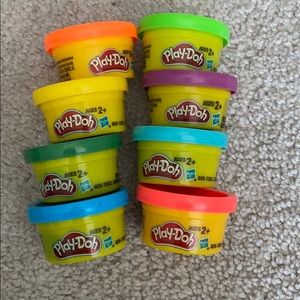 Playdoh (8 small containers!)